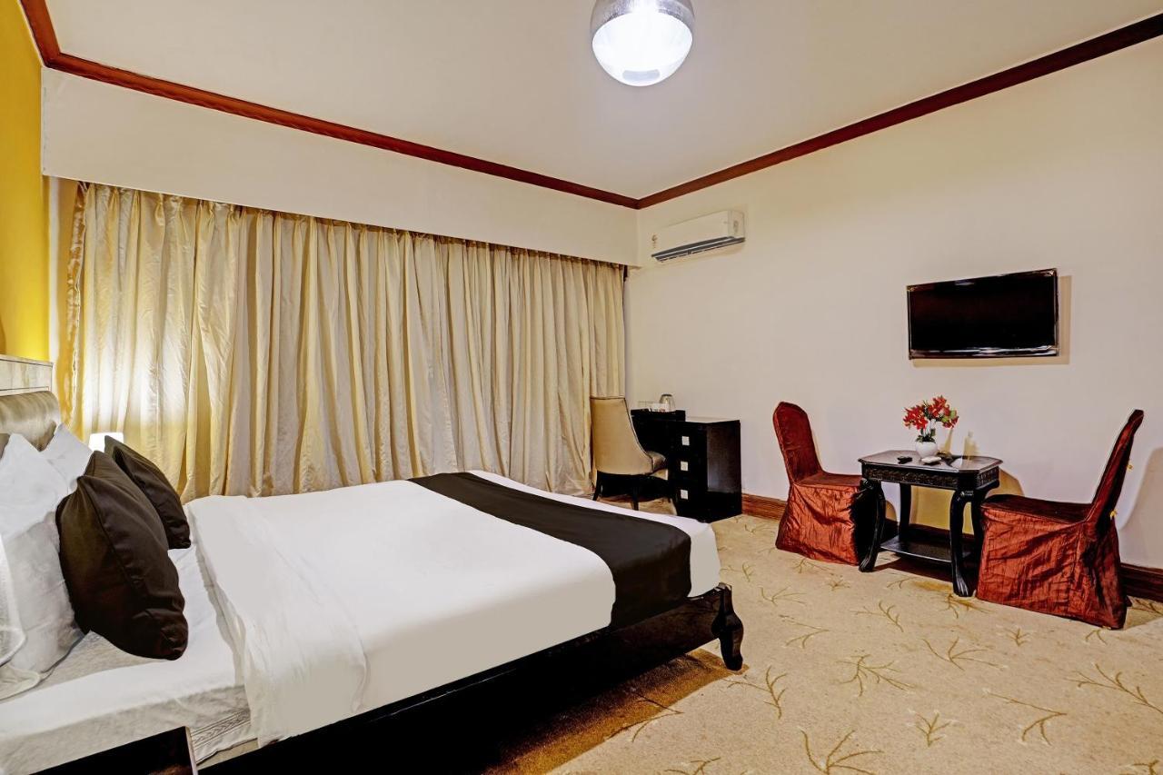 Townhouse 809 Royal Palms Hotel - Rose Collection Mumbai Kültér fotó