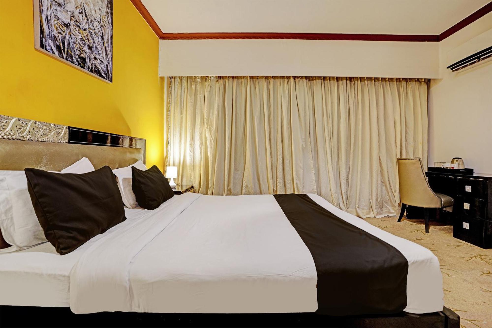 Townhouse 809 Royal Palms Hotel - Rose Collection Mumbai Kültér fotó